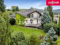 Rodinný dům 4+1 s garáží a bazénem, Pozlovice