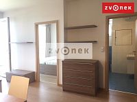 Byt 2+kk Zlín, Pod Křiby, terasa, stání venkovní pro auto, vybavený, ihned k nastěhování. - Obrázek k zakázce č.: 583263