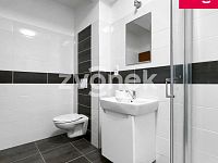 Prostorný byt 3+1 po rekonstrukci s balkonem, parkováním v 1. NP Rodinného domu - Kunovice - Obrázek k zakázce č.: 718212