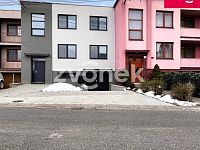 Prostorný byt 3+1 po rekonstrukci s balkonem, parkováním v 1. NP Rodinného domu - Kunovice - Obrázek k zakázce č.: 718212