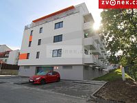 Garážové stání, Zlín - Malenovice - Obrázek k zakázce č.: 615043