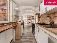 RD Jaroslavice- Investiční příležitost nebo vlastní bydlení, dům s projektem, povolením a rozběhnutou rekonstrukcí - Obrázek k zakázce č.: 714002