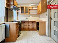 Pronájem Baťovského čtvrtdomku s vlastní garáží a venkovním krytým posezením, Zlín - Letná - Obrázek k zakázce č.: 704196