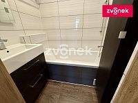 3+1 Malenovice, rekonstruovaný byt v pěkném a klidném prostředí - Obrázek k zakázce č.: 730841