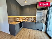 Nový byt 2+kk s parkovacím stáním, Zlín - Smetanova