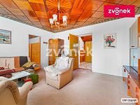 Rodinné sídlo s velkorysou zahradou 1 144 m² na prestižní adrese v Lukově - Obrázek k zakázce č.: 730931