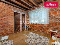 Rodinné sídlo s velkorysou zahradou 1 144 m² na prestižní adrese v Lukově - Obrázek k zakázce č.: 730931