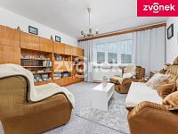 Prostorný dům v obci Ublo u Vizovic: Velká zahrada, dílna a potenciál pro podnikání - Obrázek k zakázce č.: 730951