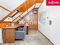 Prostorný dům v obci Ublo u Vizovic: Velká zahrada, dílna a potenciál pro podnikání - Obrázek k zakázce č.: 730951