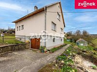 Prostorný dům v obci Ublo u Vizovic: Velká zahrada, dílna a potenciál pro podnikání - Obrázek k zakázce č.: 730951