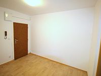 2+1 Zlín - Hluboká, centrum, kompletně vybavený, od 1.7.2026 - Obrázek k zakázce č.: 588593