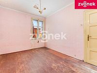 Baťovský půldomek s velkou zahradou na prestižní adrese Tř. Tomáše Bati - Obrázek k zakázce č.: 724991