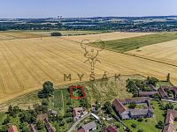 Stavební pozemek 645 m2 na okraji obce Česká Lhota u Dívčic - 250702_Fotoface_01_oznaceni.jpg