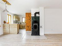 Rodinný dům 5+kk s velkým pozemkem na okraji obce Spolí - 250521_Fotoface_19.jpg