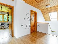 Rodinný dům 5+kk s velkým pozemkem na okraji obce Spolí - 250521_Fotoface_32.jpg