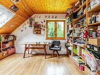 Rodinný dům 5+kk s velkým pozemkem na okraji obce Spolí - 250521_Fotoface_33.jpg