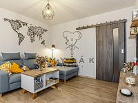 Kompletně zrekonstruovaný a vybavený byt 3+1 s balkónem, Budivojova, České Budějovice - 250924_Fotoface_06.jpg