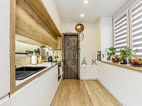 Kompletně zrekonstruovaný a vybavený byt 3+1 s balkónem, Budivojova, České Budějovice - 250924_Fotoface_09.jpg