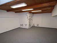 Samostatná kancelář 36 m2 v Krajinské ulici,  v centru Českých Budějovic - IMG_0452.JPG