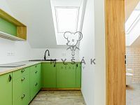 Zařízená garsoniéra s parkovacím místem v novostavbě domu v Drahotěšicích - 14.jpg