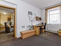 2+kk s velkou lodžií v bytovém domě U Trojice, České Budějovice - 251217_Fotoface_13.jpg