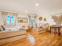 Zařízená garsoniéra s parkovacím místem v novostavbě domu v Drahotěšicích - Cimrovka_07.jpg