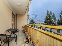 Zařízený byt 2+kk s velkým balkónem v bytovém domě U Trojice, České Budějovice - 251217_Fotoface_04.jpg