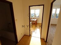 Prostorný 1+1 se šatnou a krásným výhledem, Rudolfovská tř., České Budějovice - IMG_5958.JPG