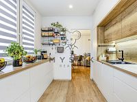 Kompletně zrekonstruovaný a vybavený byt 3+1 s balkónem, Budivojova, České Budějovice