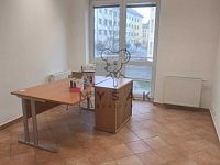 Prostorný byt 4+1 s neprůchozími pokoji pro partu mladých lidí, Holečkova ulice, České Budějovice - IMG-20260205-WA0004.jpg
