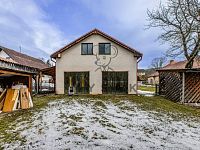 Dvougenerační rodinný dům 6+2 s vedlejší stavbou dvougaráže a dílny v Nové Vsi u Brloha. - 260207_Fotoface_11.jpg