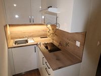 2+kk s velkou šatnou a komorou v Riegrově ulici, České Budějovice - IMG_9985.JPG