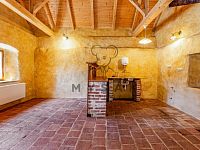 Stylová kompletně zrekonstruovaná chalupa ve Strunkovicích nad Blanicí - 250904_Fotoface_12.jpg