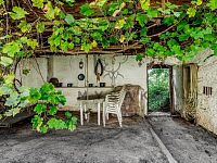 Klasická jihočeská zemědělská usedlost na krásném místě v obci Lomec s pozemkem 1786 m2 - 250910_Fotoface_08.jpg