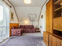 Samostatně stojící rodinný dům se dvěma garážemi v ulici Na Třepince, Lomnice nad Lužnicí - 260410_Fotoface_23.jpg