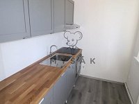 Zrekonstruovaný byt 3+kk s parkovacím místem v Ševětíně, Zahradní ulice - IMG_0393.JPG