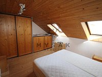 Pronájem prostorného pokoje v podkroví rodinného domu v Suchém Vrbném, České Budějovice - Foto 2