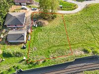 Dovoluji si Vám nabídnout stavební pozemek 1375 m2 v obci Valy u Mariánských Lázní. - Fotka 17