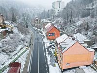 Prodej atypického RD 7+kk se sklepem, 163 m2, pozemek 252 m2, Jáchymov (okr. Karlovy Vary) - Fotka 9