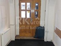 Pronájem obchodního prostoru 30 m2, Komenského náměstí, Slaný - Fotka 10