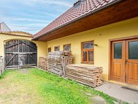 Rozmanitá nemovitost vhodná k dobudování v centru Bechyně. - Fotka 17