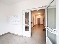 Prodej bytu 2+kk/G, novostavba v klidné části Prahy 5, ul. Tvrdonická. - Fotka 26