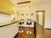 Prodej bytu 3+KK, 86 m2, OV s francouzkým oknem v novostavbě v lukrativní části Chebu u řeky Ohře. - Fotka 6