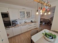 Prodej bytu 3+1/B, OV, 75 m2 v obci Slaný, ul. Cyrila Boudy - Fotka 5