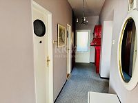 Prodej bytu, 3+1, 102 m2, 4.p/4.p, 2x lodžie, sklep, komora, ul. Stavbařů – Mariánské Lázně - Fotka 12