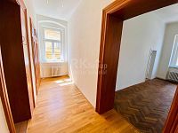 Pronájem prostorného bytu po rekonstrukci, 3+1,1.P, 90 m2, parkování, Lesní ulice – Mariánské Lázně - Fotka 9