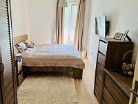 Pronájem bytu, 2+1,60m2,2x sklep, po rekonstrukci, parkování u domu, 1.NP, Hlavní třída -Mar. Lázně. - Fotka 12