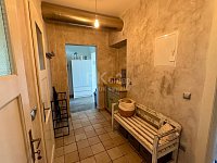 Pronájem bytu, 2+1,60m2,2x sklep, po rekonstrukci, parkování u domu, 1.NP, Hlavní třída -Mar. Lázně. - Fotka 16