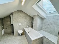 Prodej podkrovního bytu, 50 m² (+ 20 m² užitné plochy), ul. Podle Kačerova - Praha 4-Michle - Fotka 14