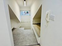 Prodej podkrovního bytu, 50 m² (+ 20 m² užitné plochy), ul. Podle Kačerova - Praha 4-Michle - Fotka 17